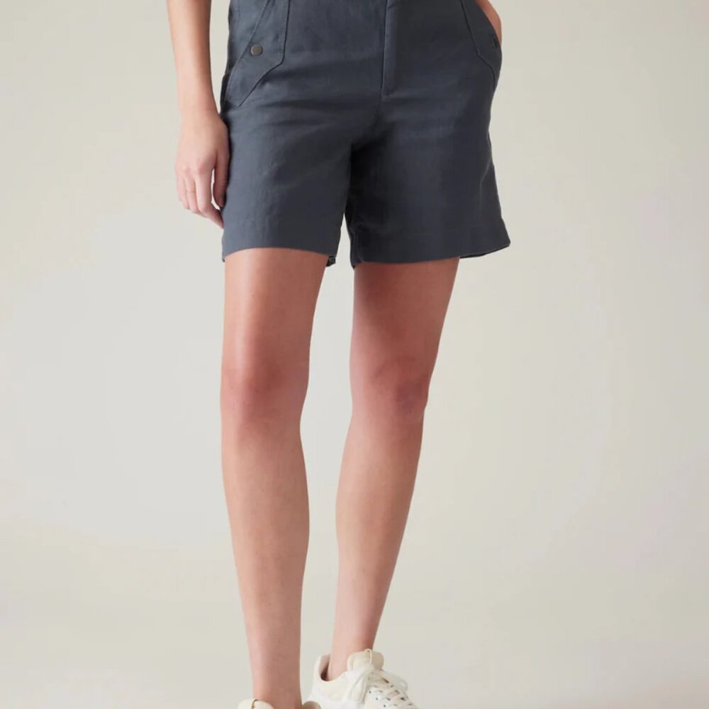 NWT Athleta Granite Blue Linen Voyager Shorts Lightweight